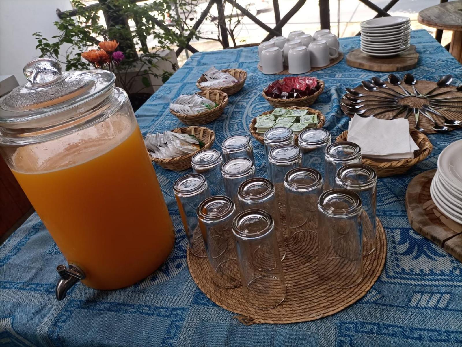 Mio Tulum Hotel Boutique Exterior foto A typical breakfast in Morocco